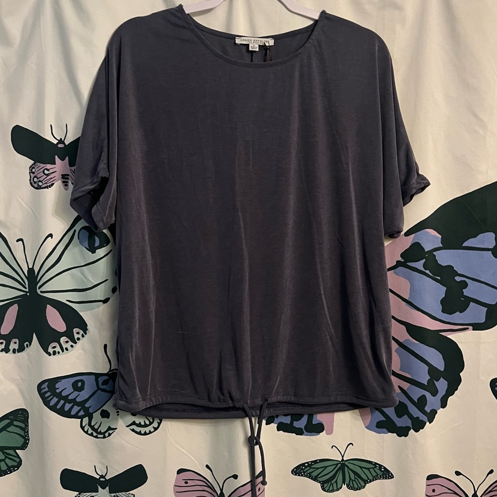 Green Envelope Slate Gray Short Sleeve Tie-Hem Tee